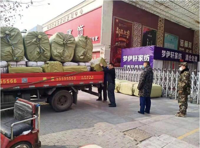 央视新闻联播，新冠疫情的权威之声与温暖力量