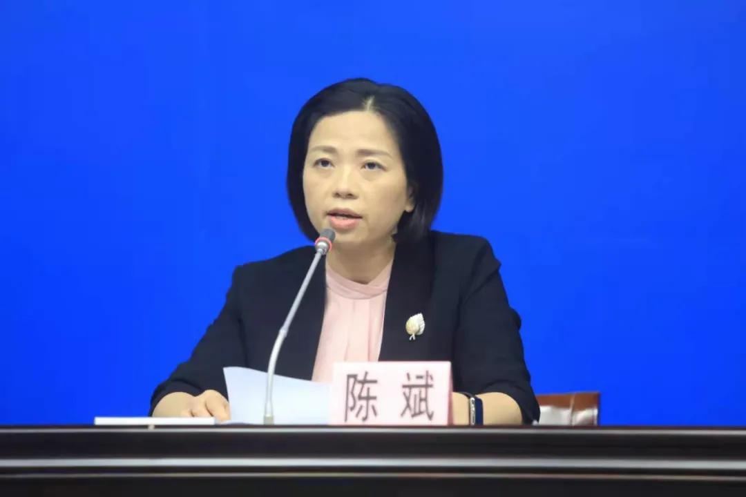 新冠疫情，从起源到全球大流行的应对与挑战