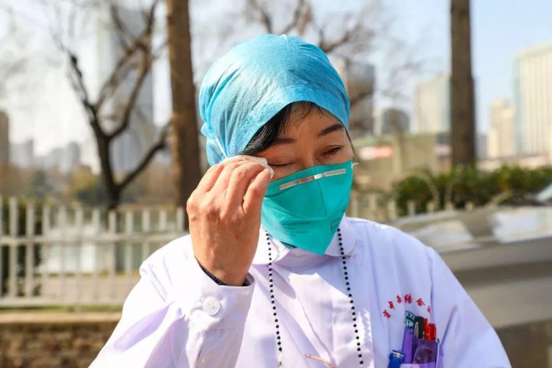 张继先，新冠疫情的第一个警报者，以勇敢与担当守护生命
