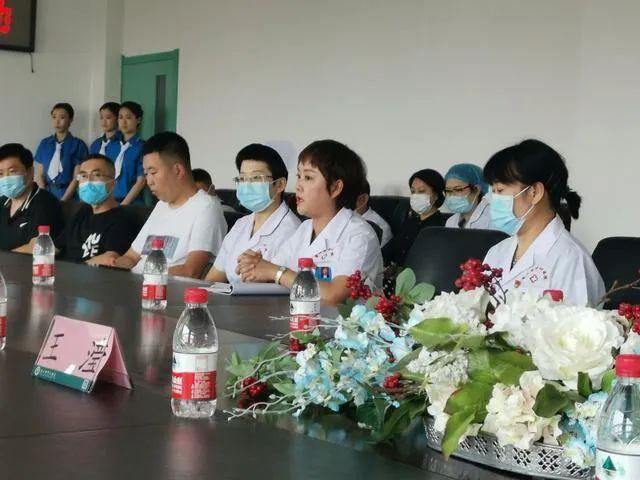 疫情下的温暖瞬间，25个感人故事简述