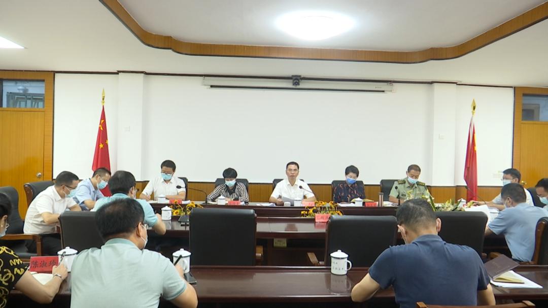 疫情下的温暖光芒，新冠疫情感人故事混剪