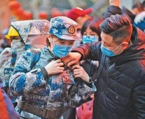 疫情下的温暖，感人故事传递人间真情的力量