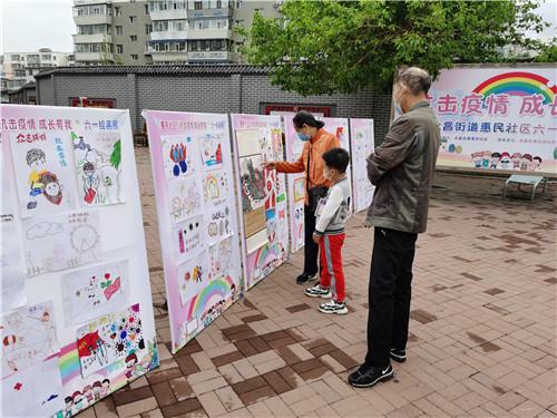 抗击疫情，那些感动瞬间的绘画作品与图片