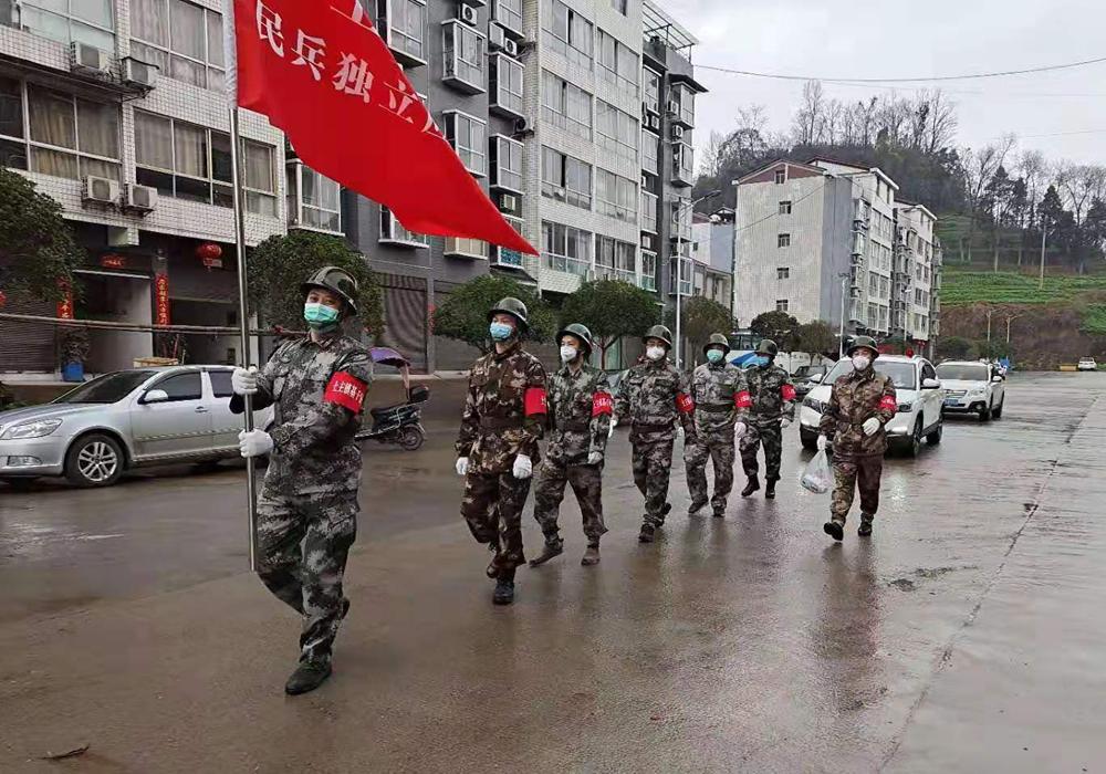 抗击疫情，那些触动心灵的瞬间